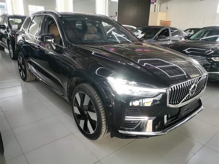 Фото 4 - Volvo XC60 Hybrid