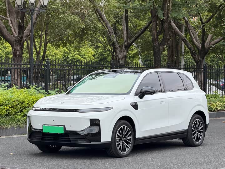 Фото 1 - Leapmotor B10