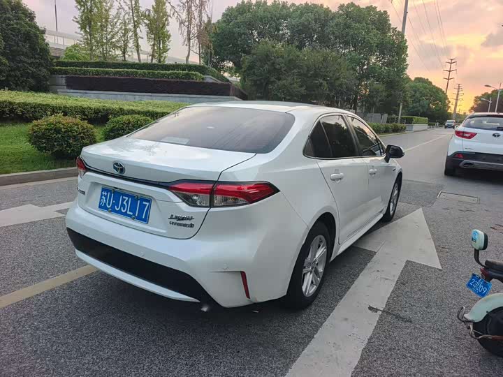 Фото 4 - Toyota Levin