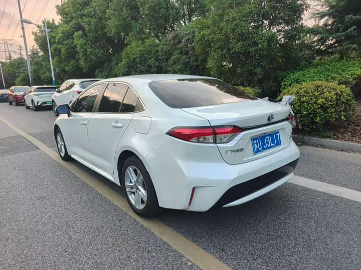 Фото 6 - Toyota Levin