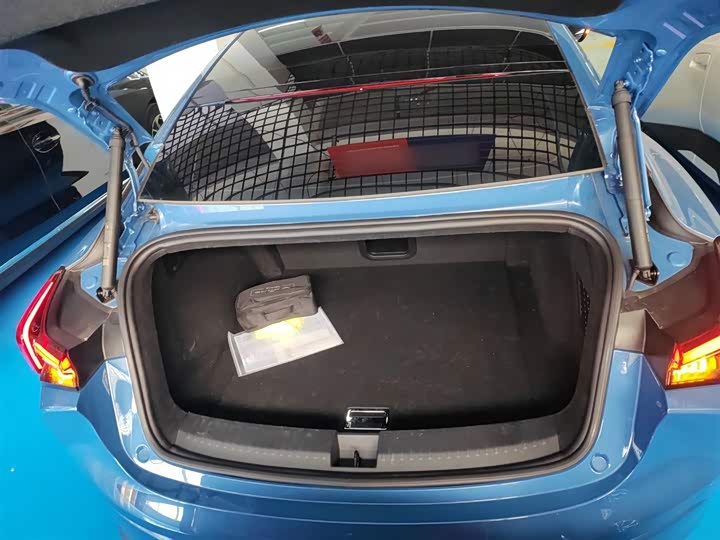 Фото 19 - Hozon S