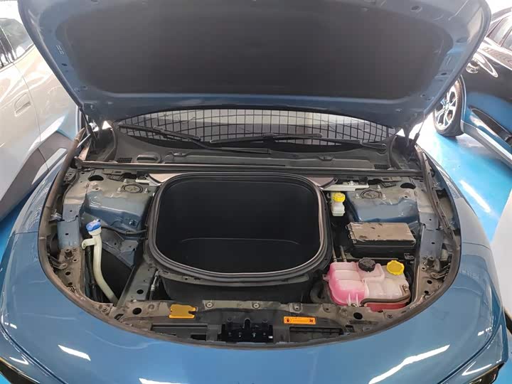 Фото 20 - Hozon S