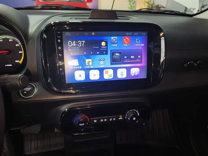 Фото 13 - Roewe Clever