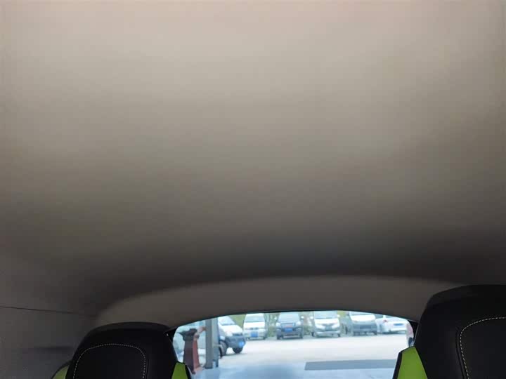 Фото 18 - Roewe Clever