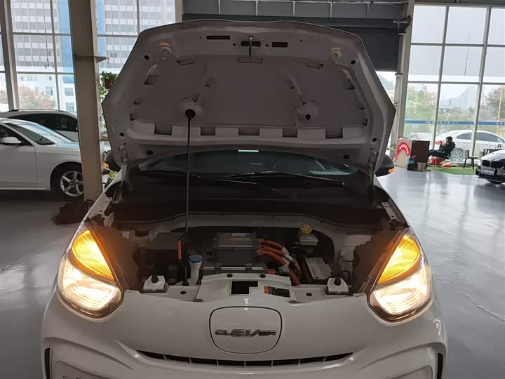 Фото 20 - Roewe Clever