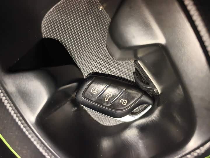 Фото 9 - Roewe Clever