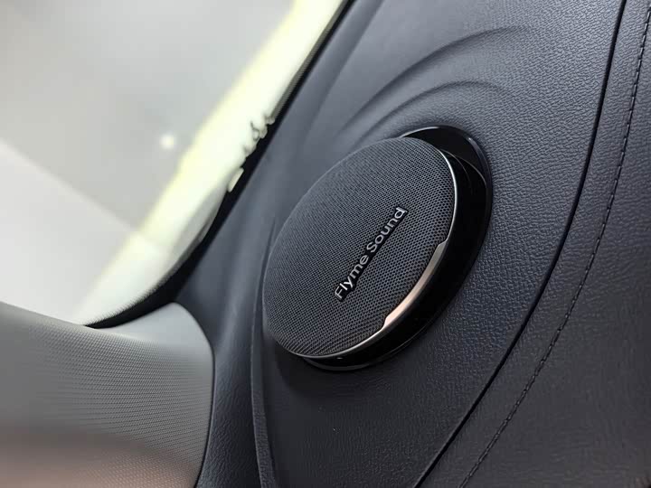 Фото 12 - Geely Galaxy E5