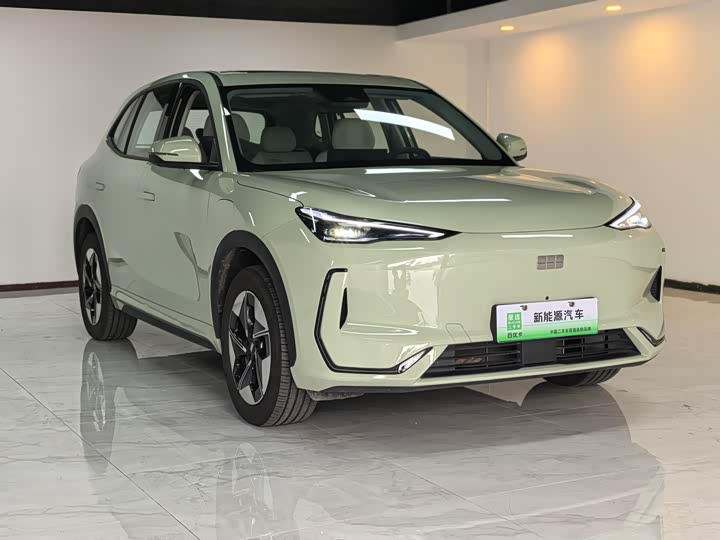 Фото 3 - Geely Galaxy E5