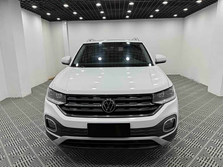 Фото 2 - Volkswagen Tacqua