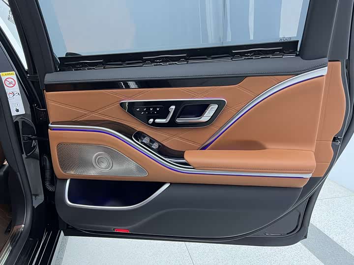 Фото 21 - Mercedes-Benz Maybach S-Class