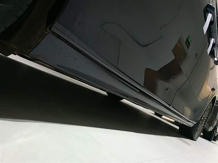 Фото 21 - Zeekr 009