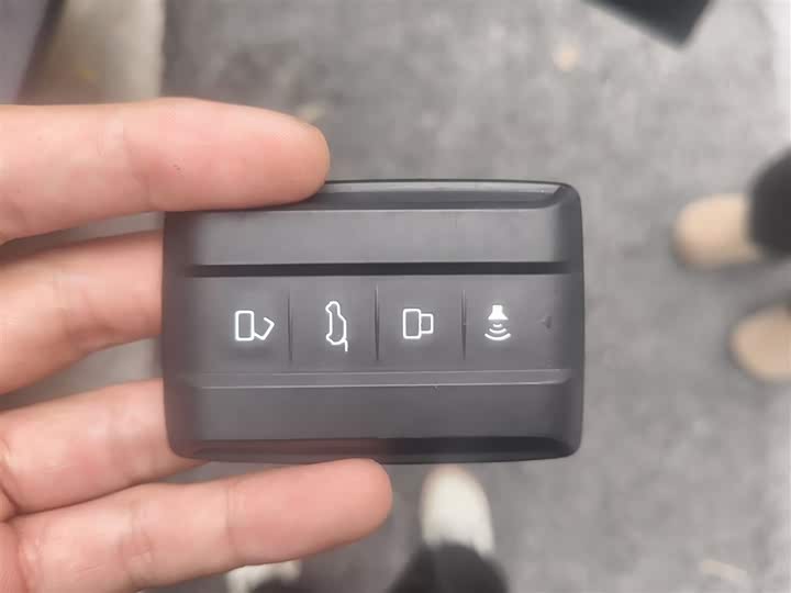 Фото 12 - Tank 300