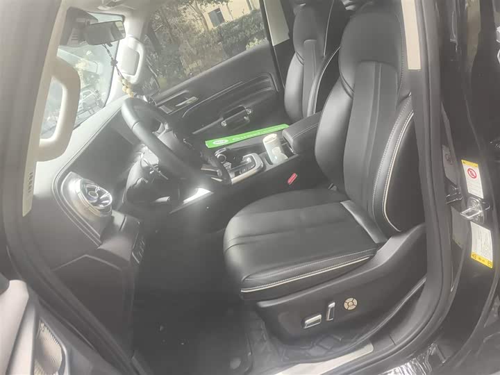 Фото 8 - Tank 300