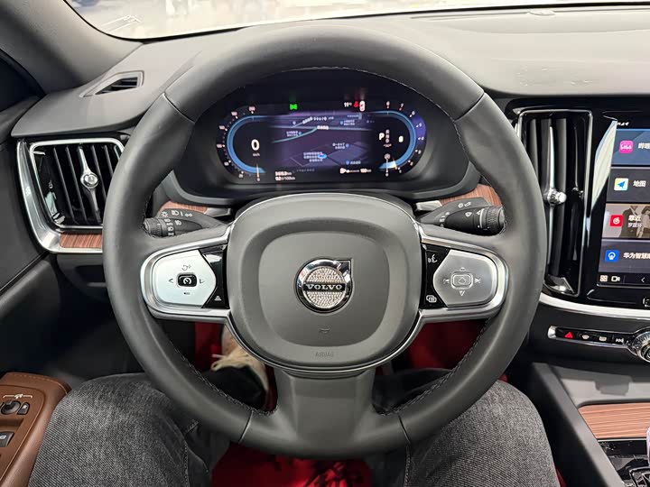 Фото 6 - Volvo S60