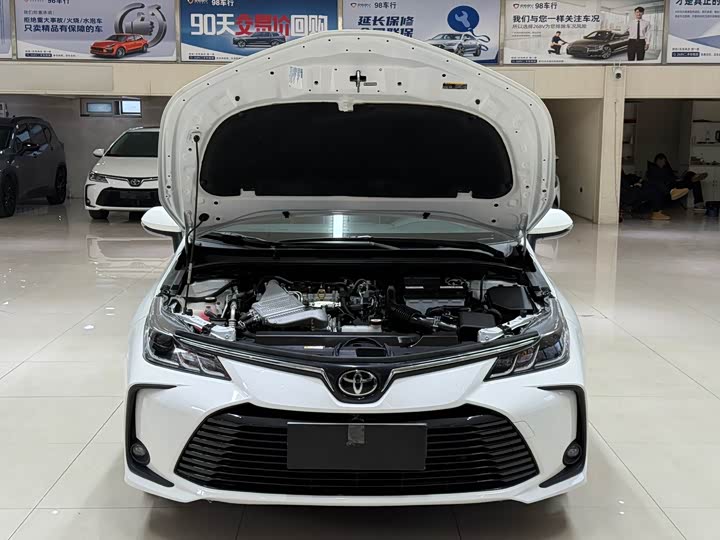 Фото 7 - Toyota Corolla