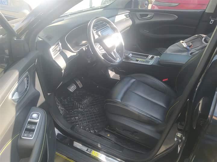 Фото 15 - Roewe RX5 Hybrid