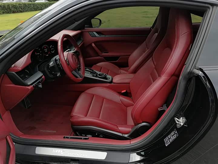 Фото 12 - Porsche 911