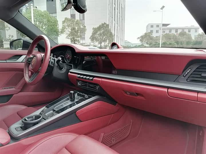 Фото 8 - Porsche 911