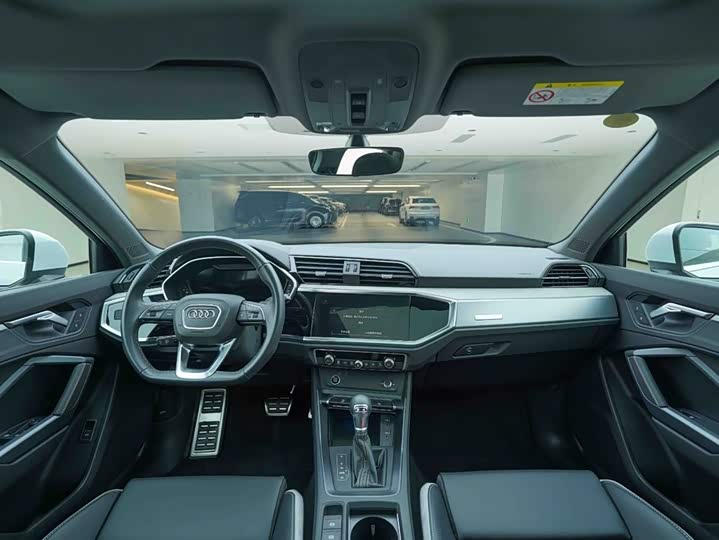 Фото 20 - Audi Q3