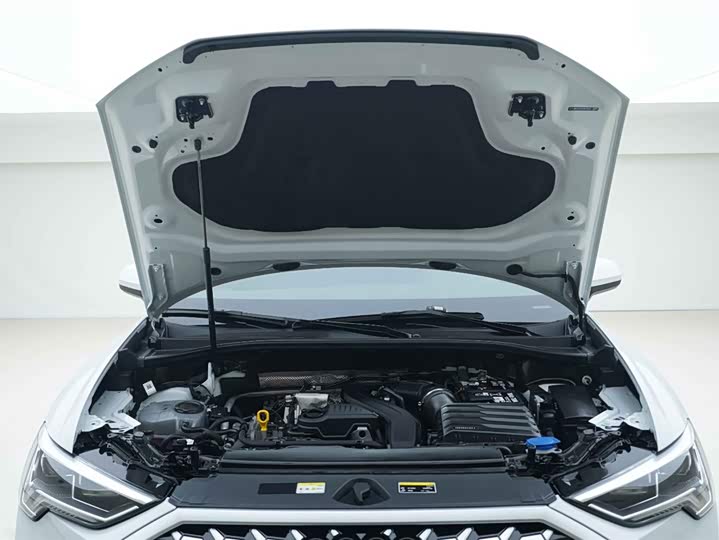 Фото 7 - Audi Q3