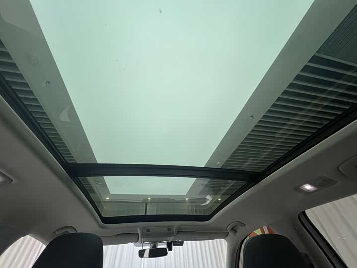 Фото 13 - Volkswagen Tayron GTE Hybrid