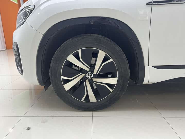 Фото 17 - Volkswagen Tayron GTE Hybrid