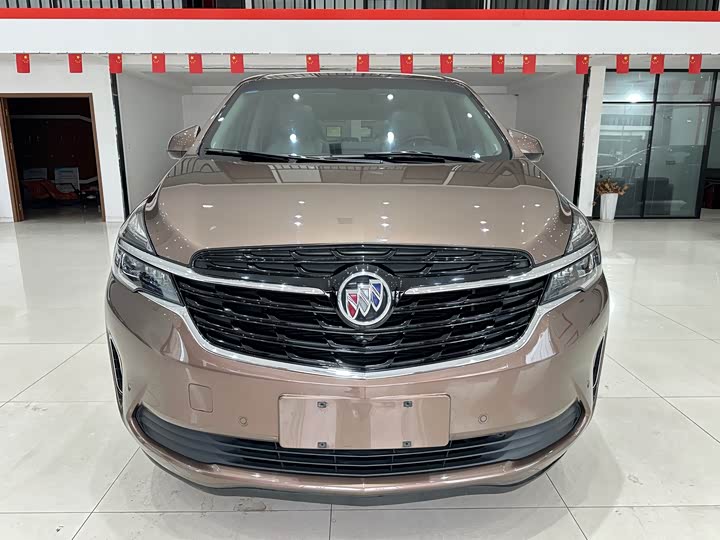 Фото 3 - Buick GL8 ES