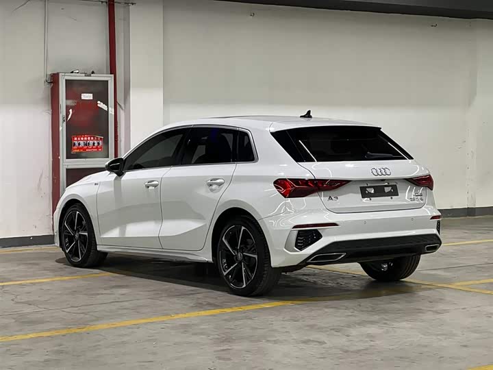 Фото 4 - Audi A3