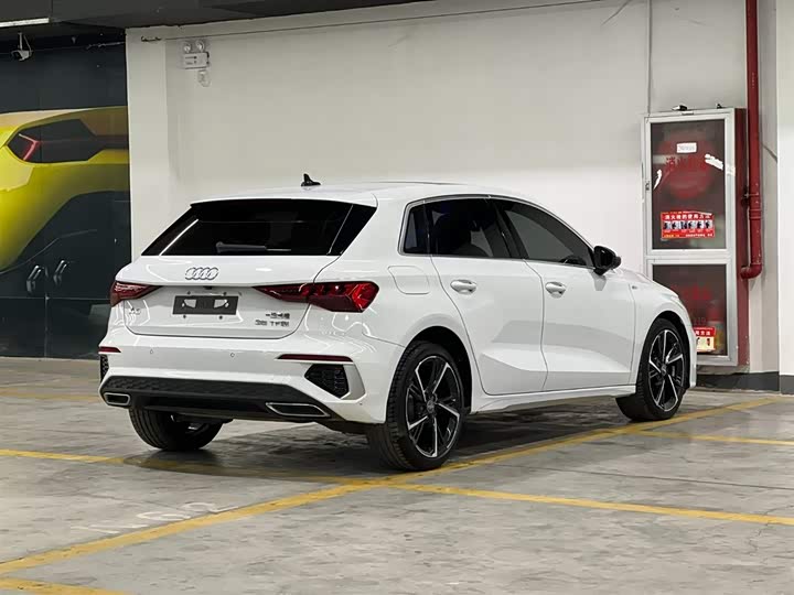 Фото 5 - Audi A3