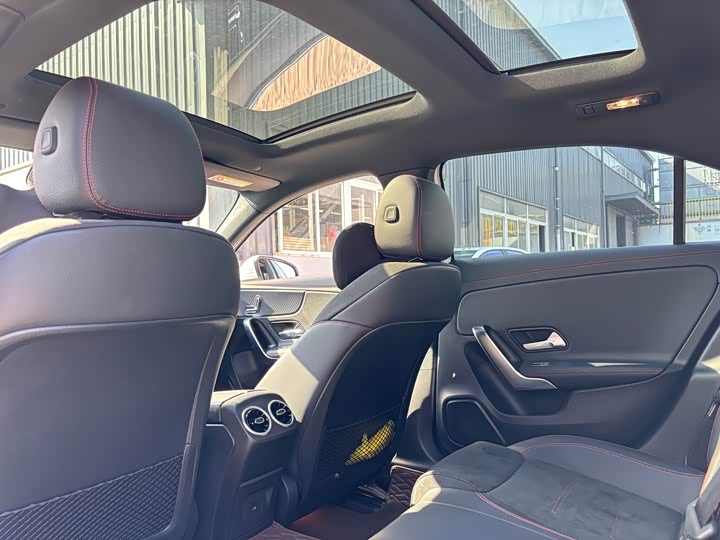 Фото 6 - Mercedes-Benz A-Class