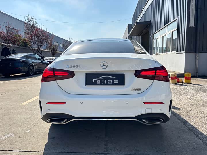 Фото 8 - Mercedes-Benz A-Class