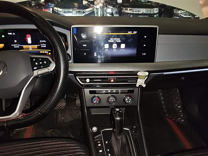 Фото 13 - Volkswagen Lavida