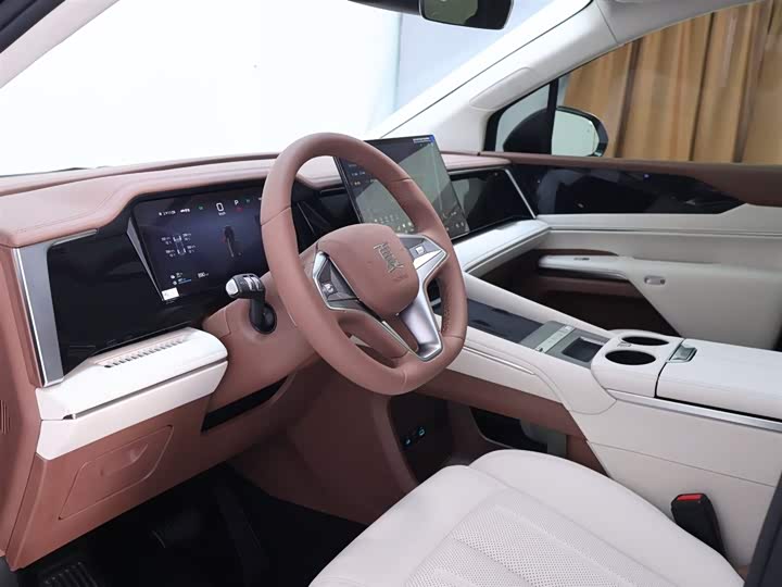 Фото 11 - BYD Xia