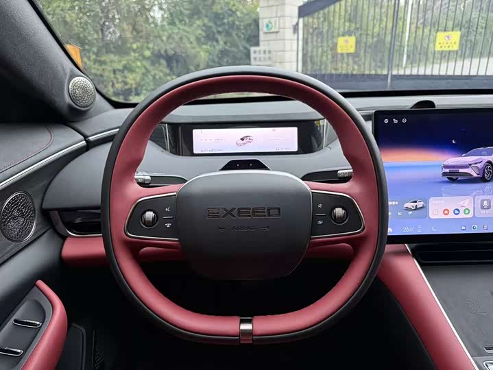 Фото 10 - Exeed Sterra ES