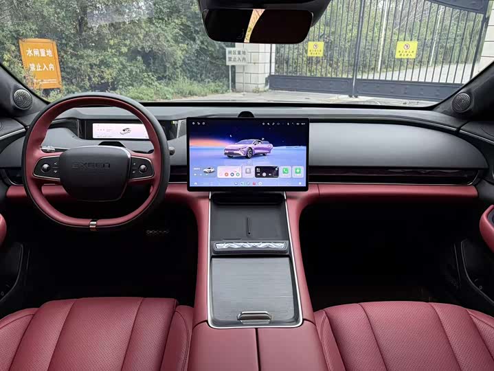 Фото 9 - Exeed Sterra ES