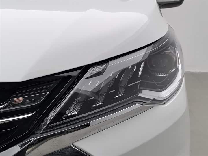 Фото 7 - Maxus G50