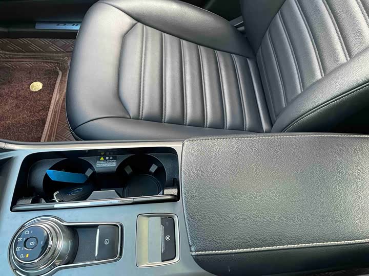 Фото 21 - Ford Mondeo