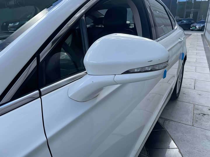 Фото 27 - Ford Mondeo