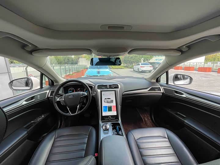 Фото 7 - Ford Mondeo