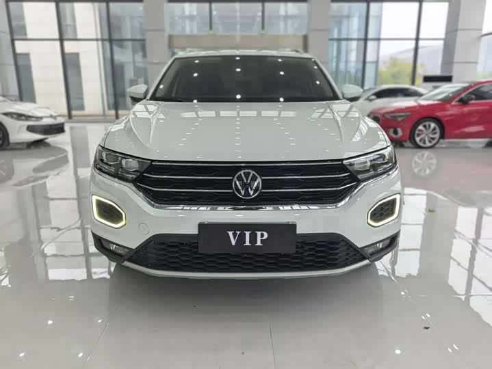 Фото 2 - Volkswagen T-Roc