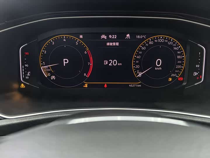 Фото 22 - Volkswagen T-Roc