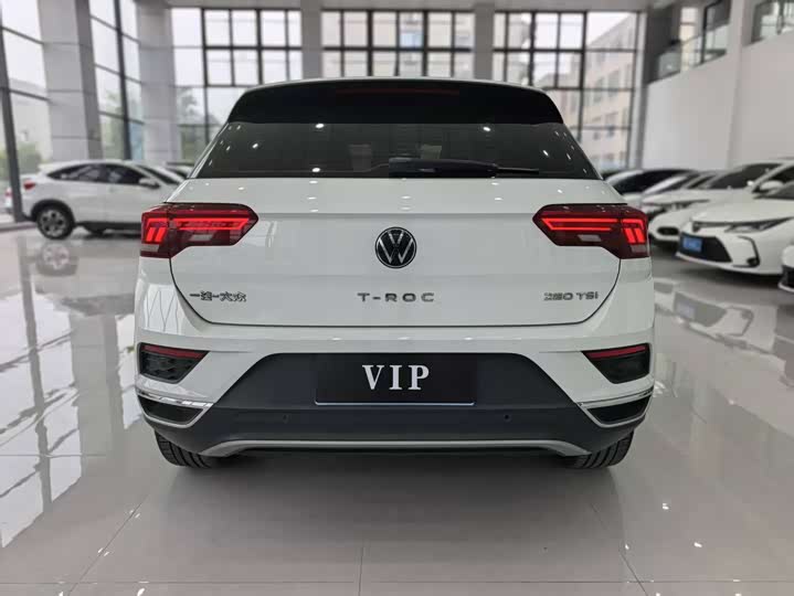 Фото 5 - Volkswagen T-Roc