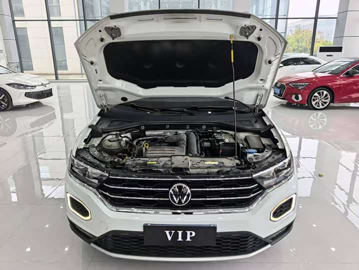 Фото 7 - Volkswagen T-Roc