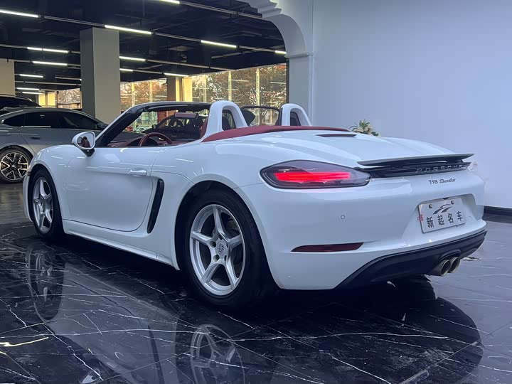 Фото 13 - Porsche 718