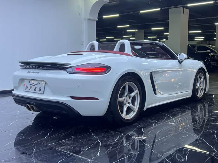 Фото 15 - Porsche 718