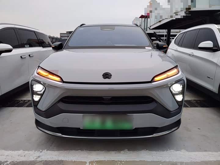 Фото 3 - Nio ES6