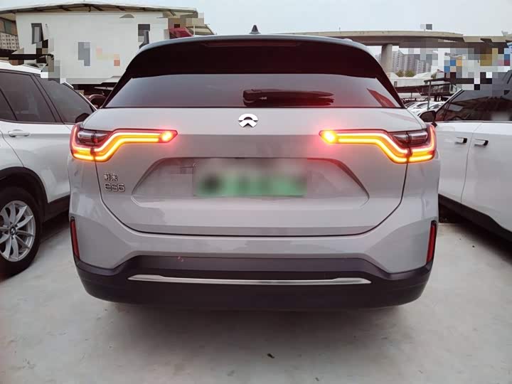 Фото 6 - Nio ES6