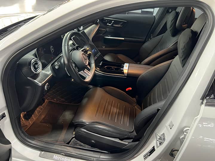 Фото 5 - Mercedes-Benz C-Class