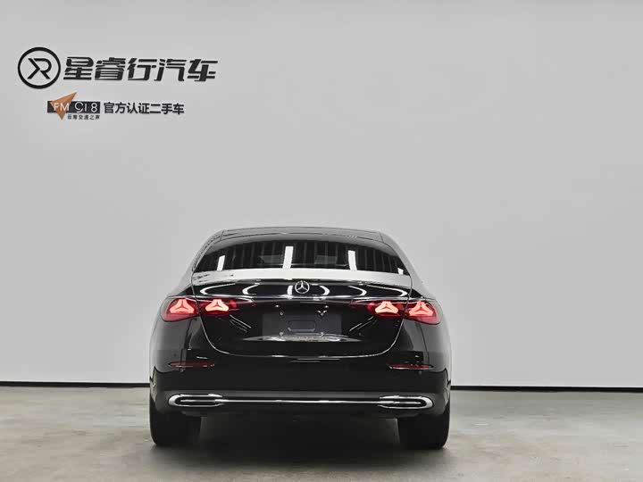 Фото 9 - Mercedes-Benz E-Class