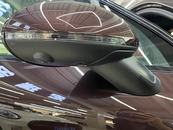 Фото 19 - Porsche Macan